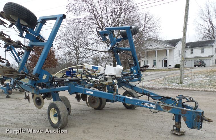 image for item DC2769 2004 Ag Systems Nitromaster 7000  anhydrous ammonia applicator