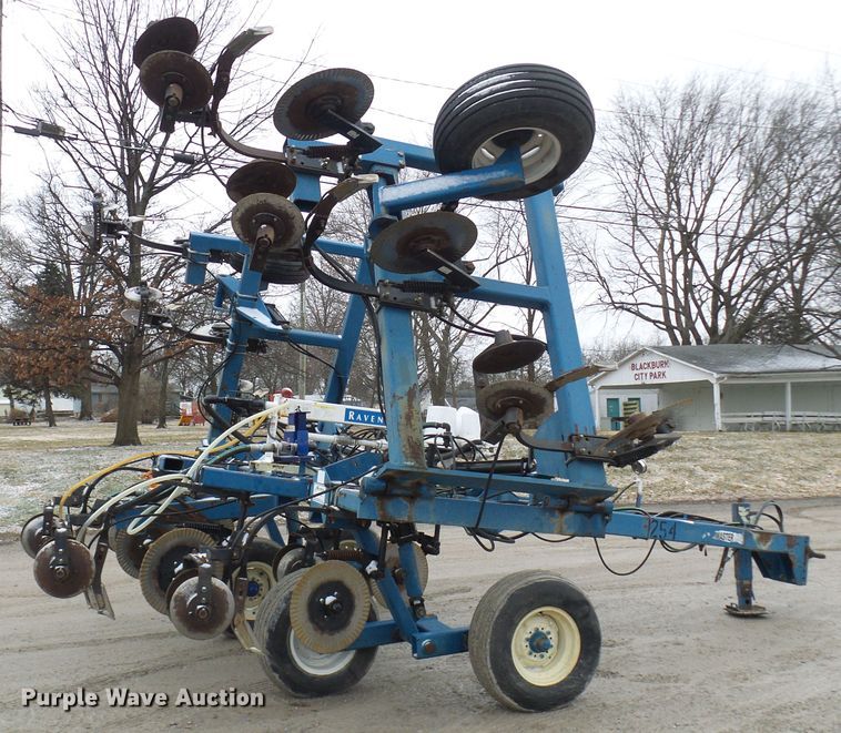 image for item DC2769 2004 Ag Systems Nitromaster 7000  anhydrous ammonia applicator