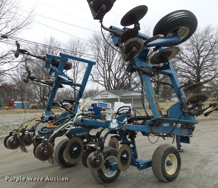 image for item DC2769 2004 Ag Systems Nitromaster 7000  anhydrous ammonia applicator