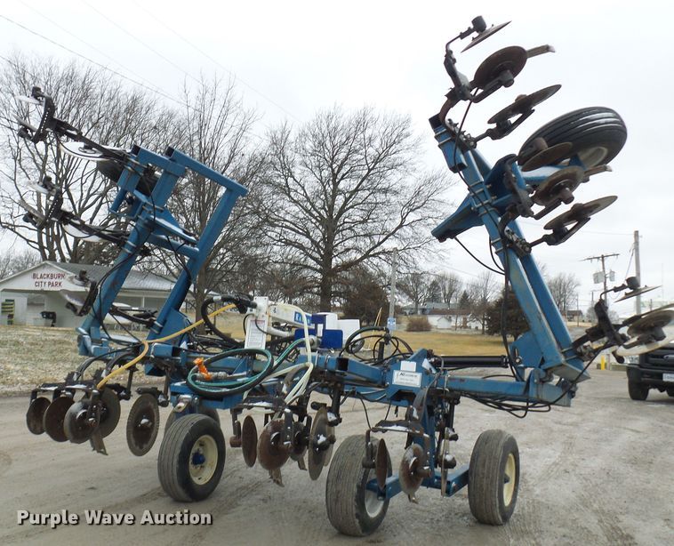 image for item DC2769 2004 Ag Systems Nitromaster 7000  anhydrous ammonia applicator