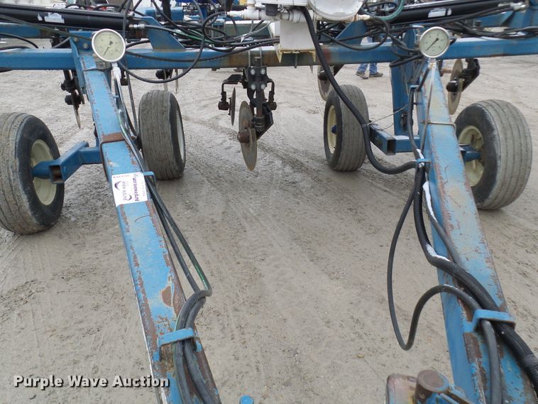 image for item DC2769 2004 Ag Systems Nitromaster 7000  anhydrous ammonia applicator