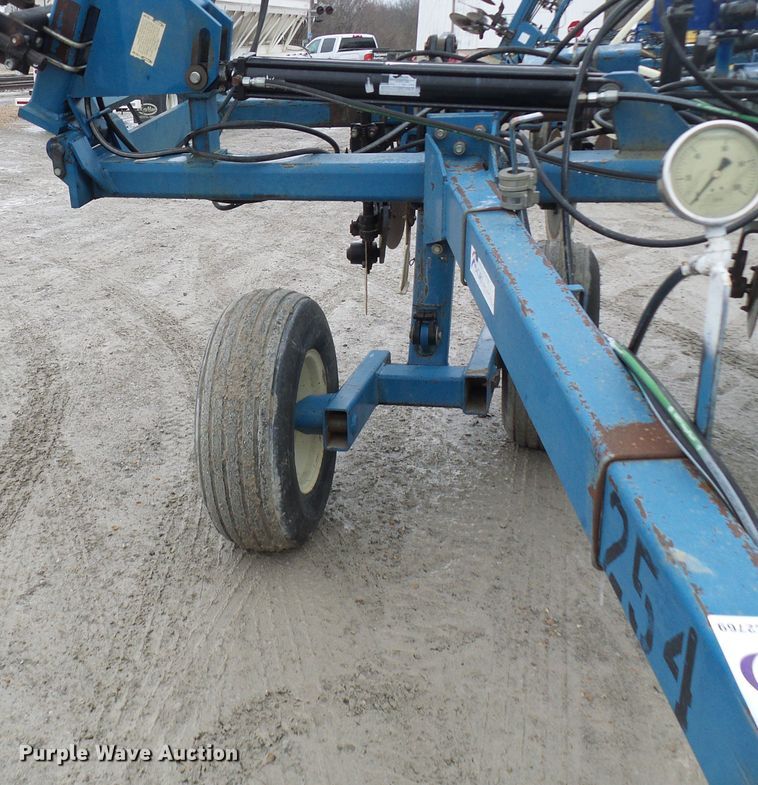 image for item DC2769 2004 Ag Systems Nitromaster 7000  anhydrous ammonia applicator