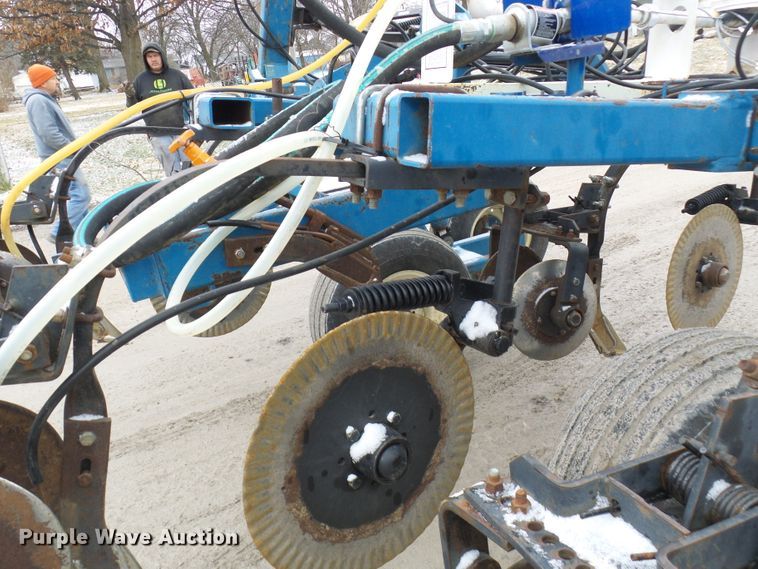 image for item DC2769 2004 Ag Systems Nitromaster 7000  anhydrous ammonia applicator