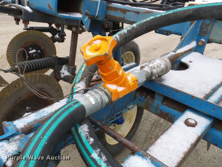 image for item DC2769 2004 Ag Systems Nitromaster 7000  anhydrous ammonia applicator