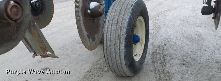 image for item DC2769 2004 Ag Systems Nitromaster 7000  anhydrous ammonia applicator