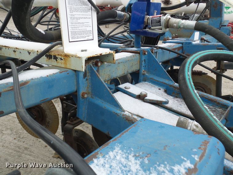 image for item DC2769 2004 Ag Systems Nitromaster 7000  anhydrous ammonia applicator