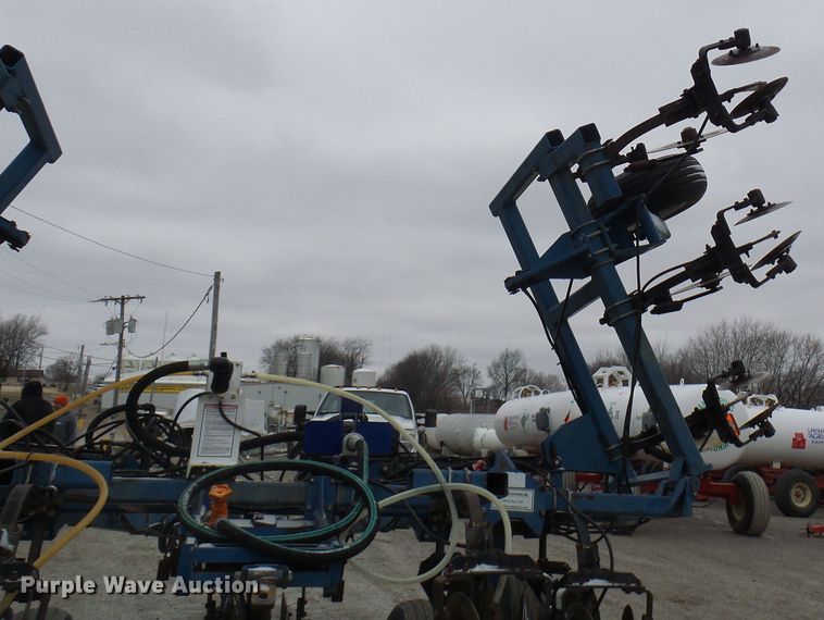 image for item DC2769 2004 Ag Systems Nitromaster 7000  anhydrous ammonia applicator