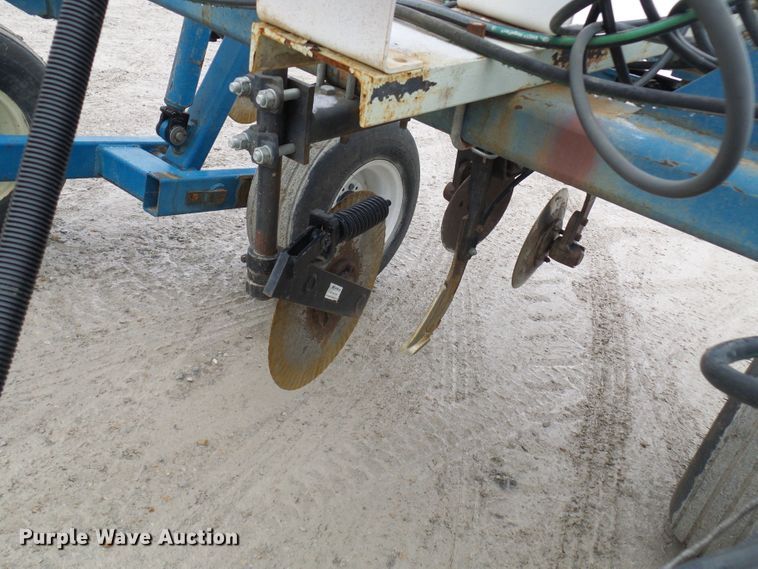 image for item DC2769 2004 Ag Systems Nitromaster 7000  anhydrous ammonia applicator