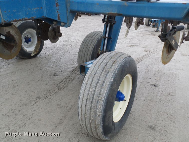 image for item DC2769 2004 Ag Systems Nitromaster 7000  anhydrous ammonia applicator