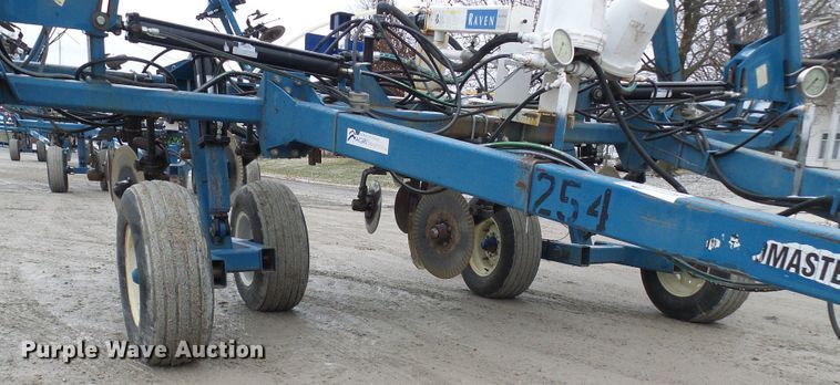 image for item DC2769 2004 Ag Systems Nitromaster 7000  anhydrous ammonia applicator