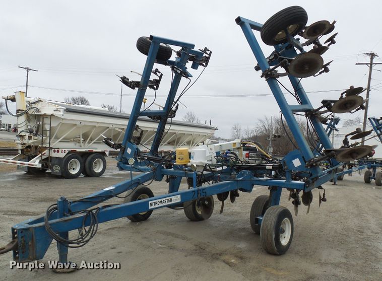 image for item DC2770 2005 Ag Systems Nitromaster 7000  anhydrous ammonia applicator