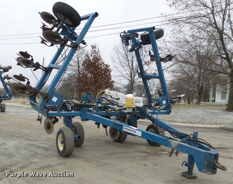 image for item DC2770 2005 Ag Systems Nitromaster 7000  anhydrous ammonia applicator