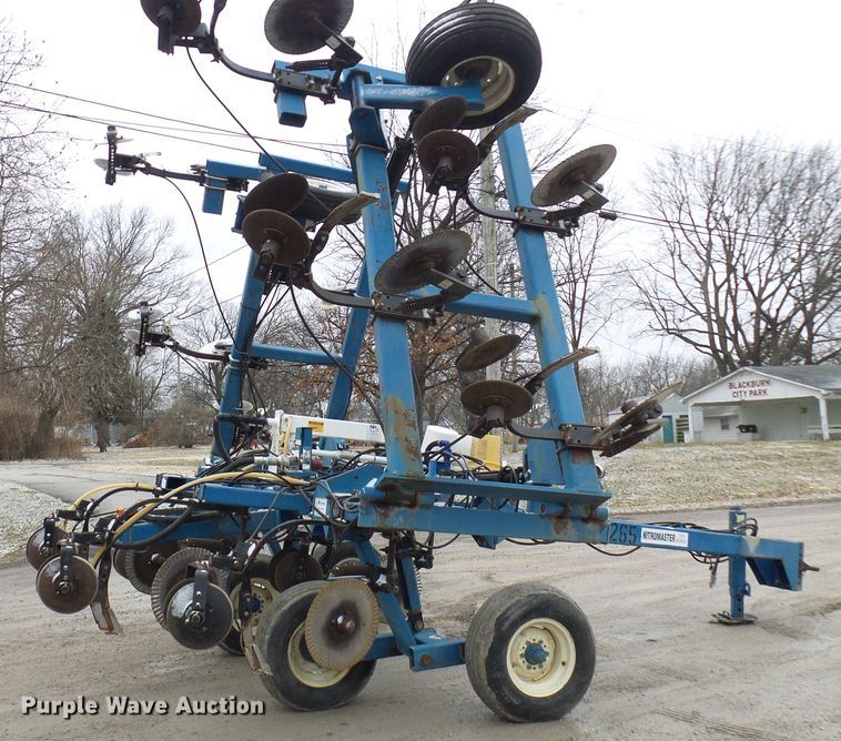 image for item DC2770 2005 Ag Systems Nitromaster 7000  anhydrous ammonia applicator