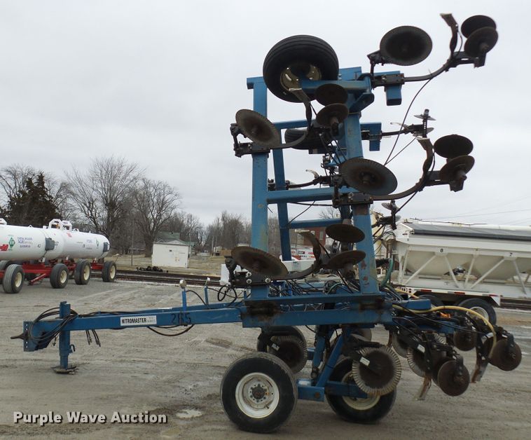 image for item DC2770 2005 Ag Systems Nitromaster 7000  anhydrous ammonia applicator