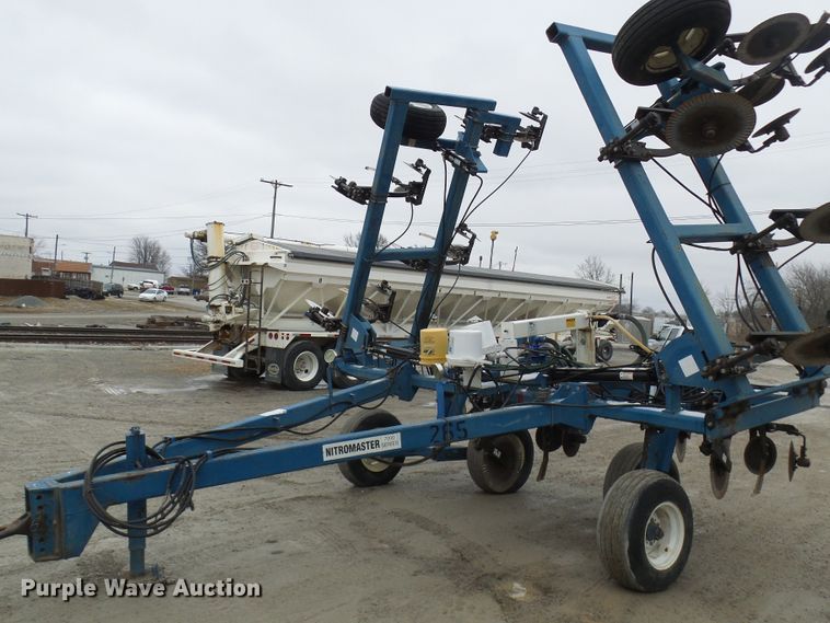 image for item DC2770 2005 Ag Systems Nitromaster 7000  anhydrous ammonia applicator