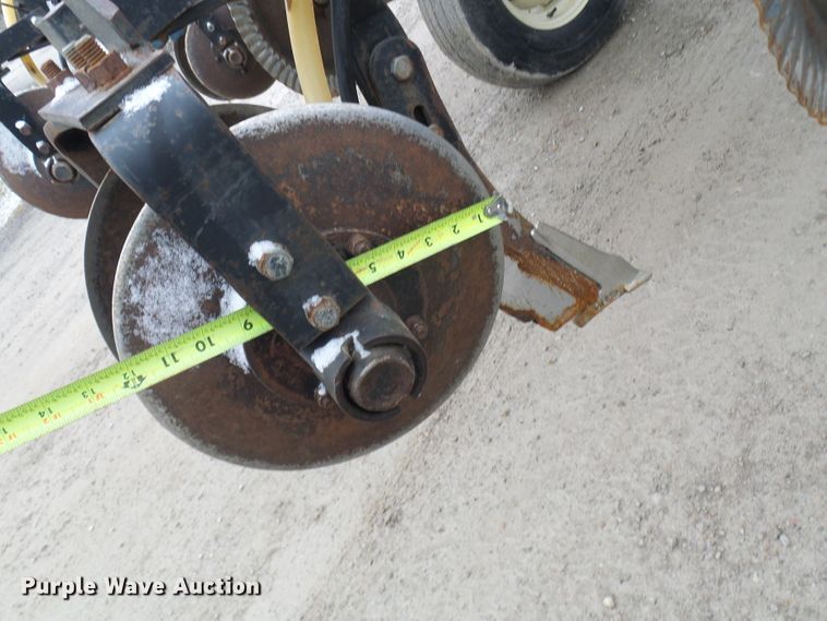 image for item DC2770 2005 Ag Systems Nitromaster 7000  anhydrous ammonia applicator