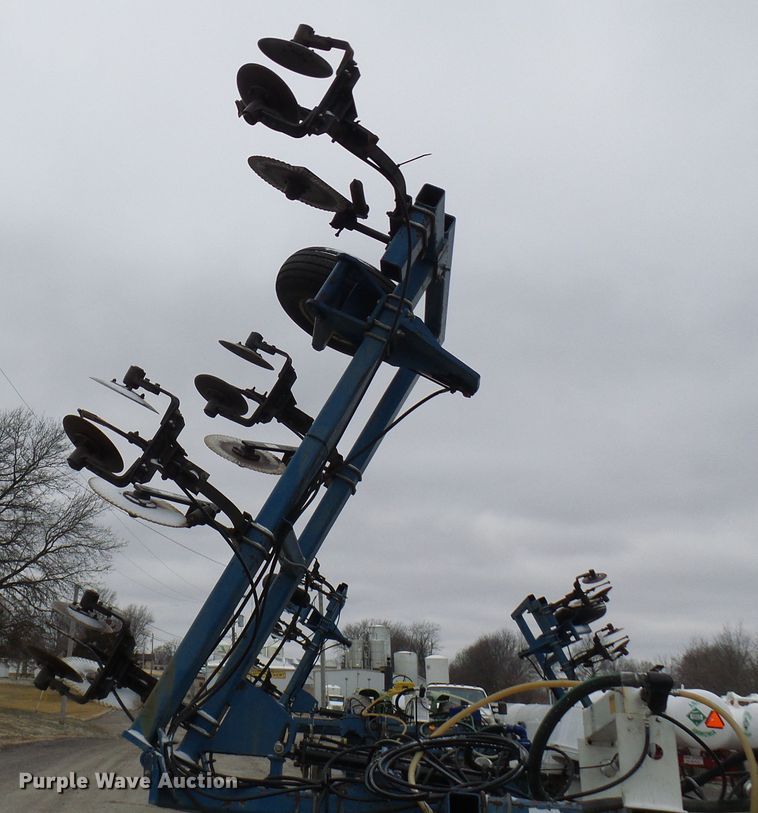 image for item DC2770 2005 Ag Systems Nitromaster 7000  anhydrous ammonia applicator