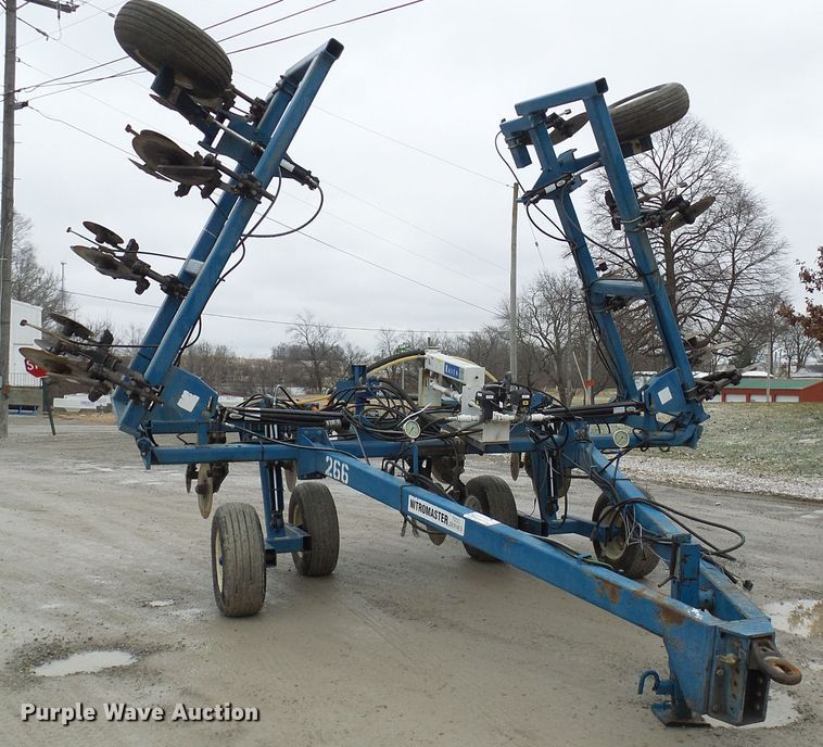 image for item DC2771 2006 Ag Systems Nitromaster 7000  anhydrous ammonia applicator