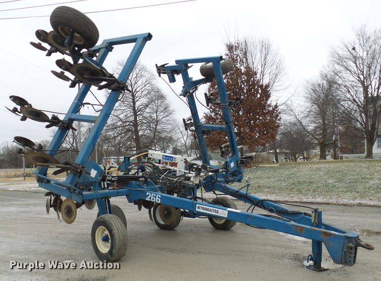 image for item DC2771 2006 Ag Systems Nitromaster 7000  anhydrous ammonia applicator