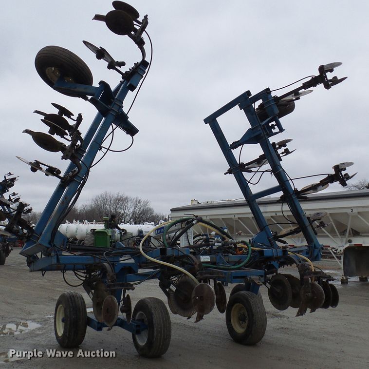 image for item DC2771 2006 Ag Systems Nitromaster 7000  anhydrous ammonia applicator