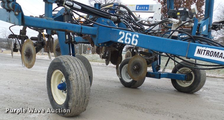 image for item DC2771 2006 Ag Systems Nitromaster 7000  anhydrous ammonia applicator