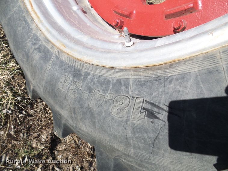 image for item DC2807 International 856  tractor