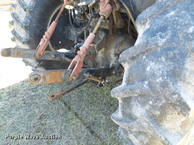 image for item DC2812 1990 Case 685 XL  tractor