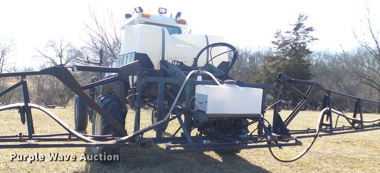 image for item DC2813 AGCO SpraCoupe 4440  sprayer