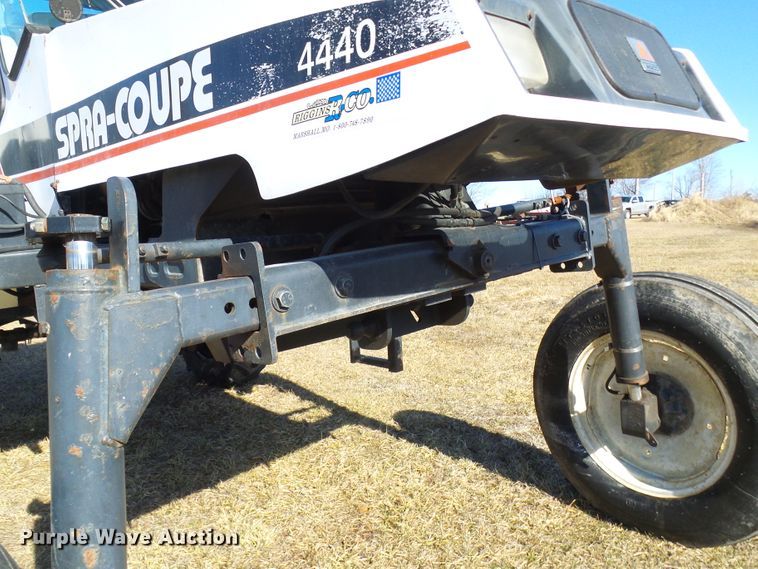 image for item DC2813 AGCO SpraCoupe 4440  sprayer