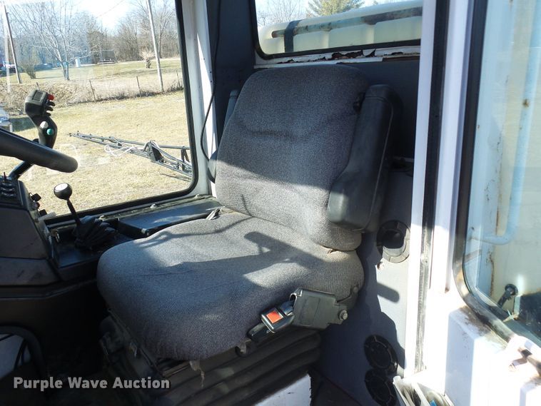 image for item DC2813 AGCO SpraCoupe 4440  sprayer