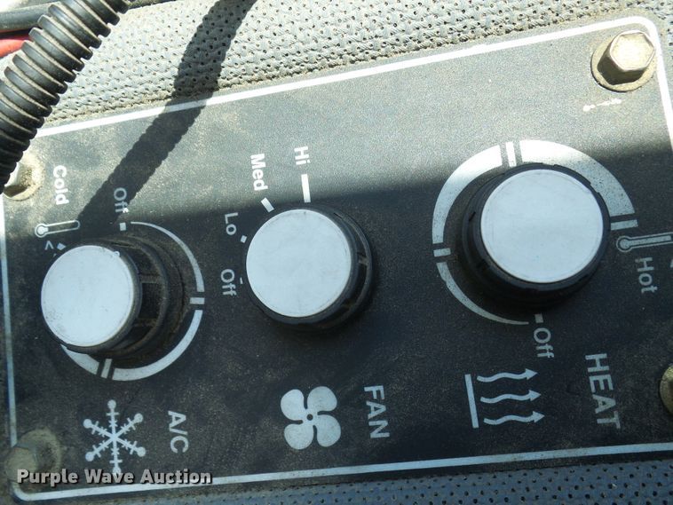 image for item DC2813 AGCO SpraCoupe 4440  sprayer