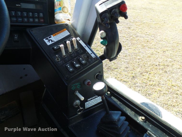 image for item DC2813 AGCO SpraCoupe 4440  sprayer