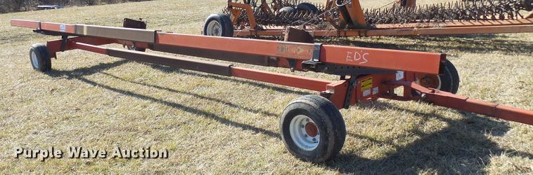 image for item DC2815 Unverferth HT25  header trailer