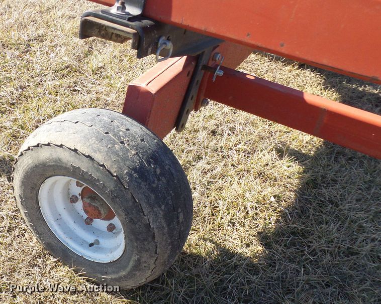 image for item DC2815 Unverferth HT25  header trailer