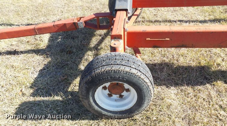 image for item DC2815 Unverferth HT25  header trailer