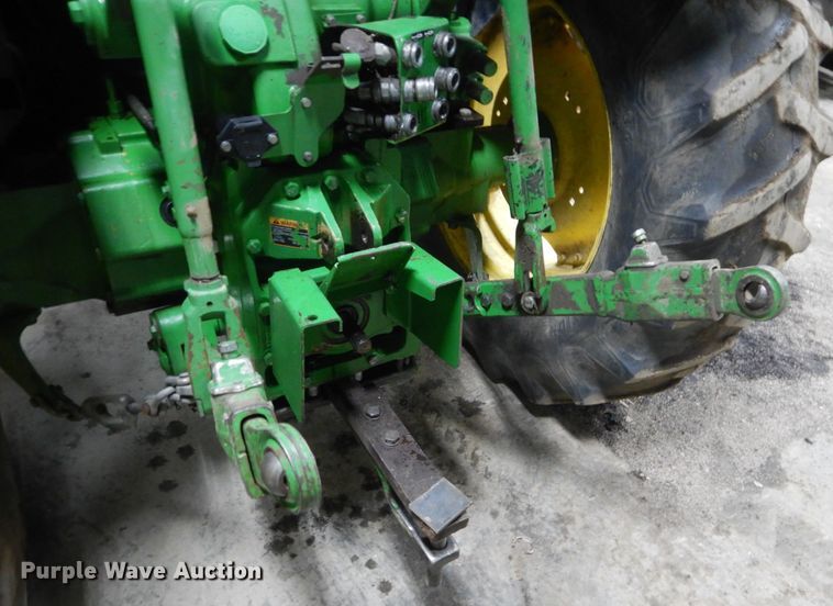 image for item DC8787 2007 John Deere 6403  MFWD tractor