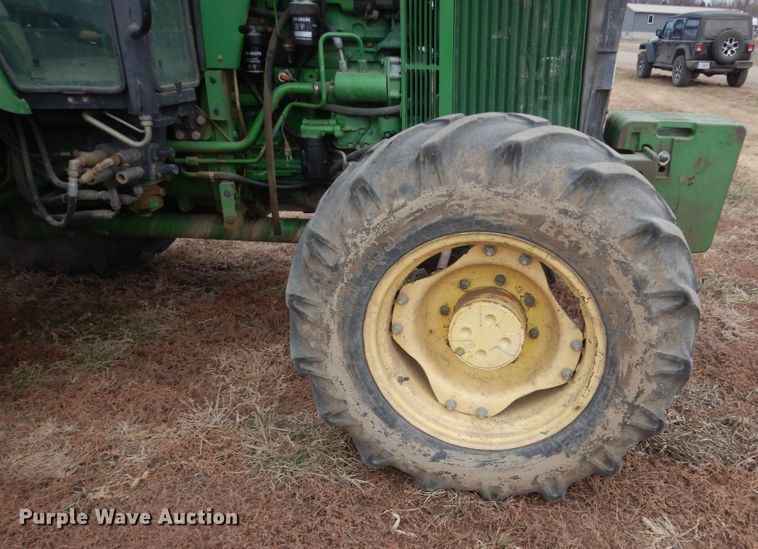 image for item DC8787 2007 John Deere 6403  MFWD tractor