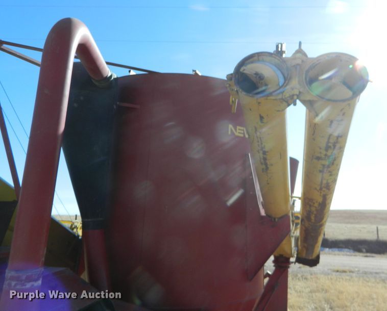 image for item DF4649 New Holland 358 grinder mixer