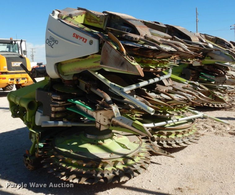 image for item DG1597 2015 Claas Orbis 750  rotary forage head