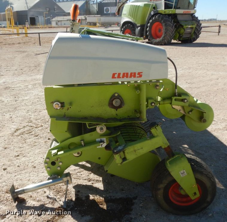 image for item DG1599 2015 Claas 380  pickup head