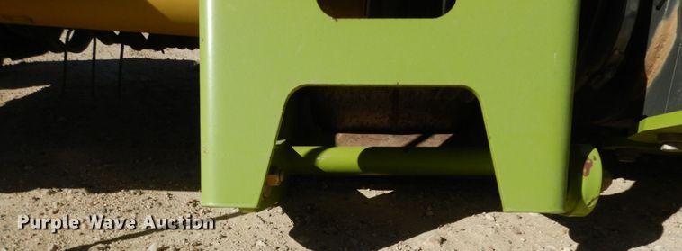 image for item DG1599 2015 Claas 380  pickup head