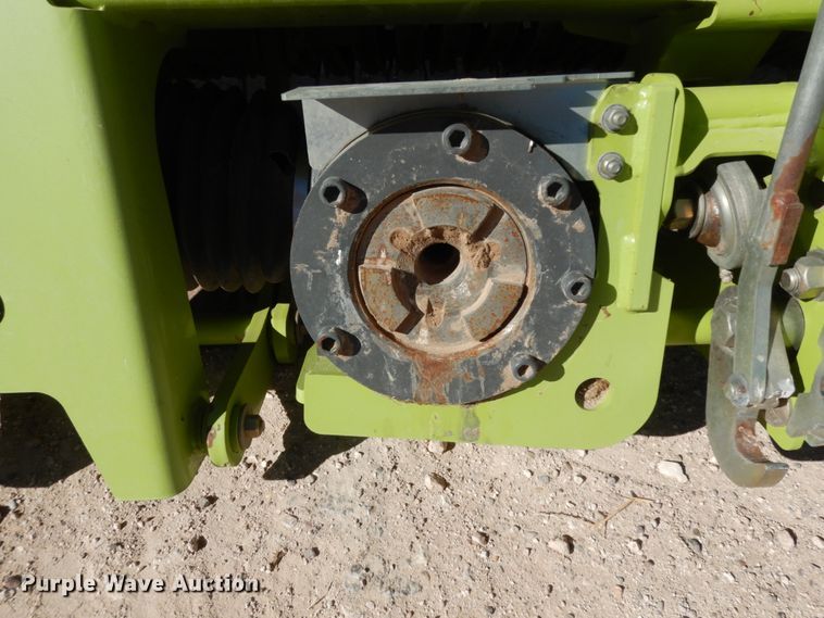 image for item DG1599 2015 Claas 380  pickup head