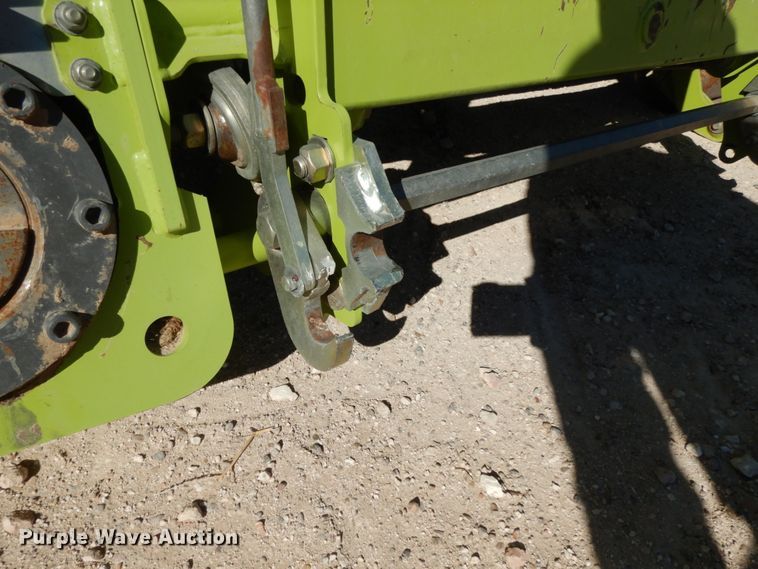 image for item DG1599 2015 Claas 380  pickup head