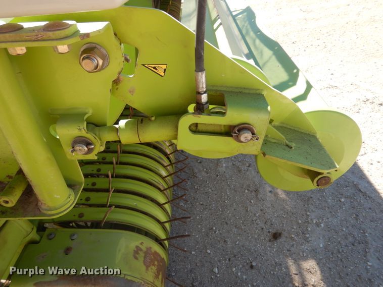 image for item DG1599 2015 Claas 380  pickup head