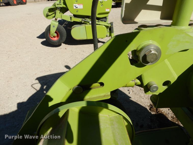 image for item DG1599 2015 Claas 380  pickup head