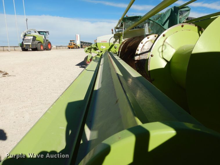 image for item DG1599 2015 Claas 380  pickup head