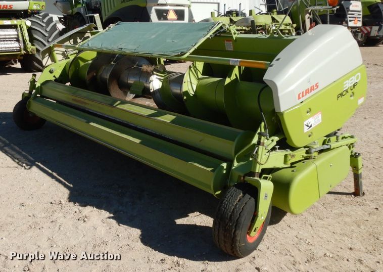 image for item DG1600 2015 Claas 380  pickup head