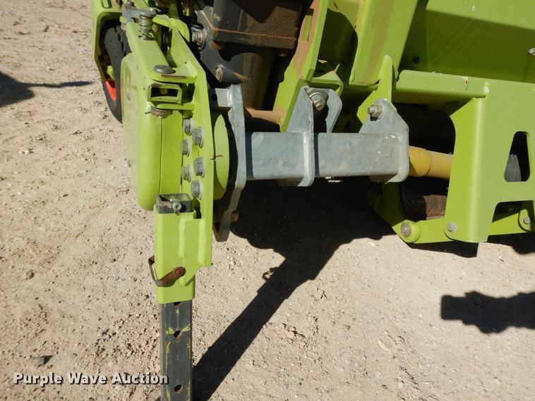 image for item DG1600 2015 Claas 380  pickup head