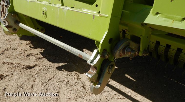 image for item DG1600 2015 Claas 380  pickup head
