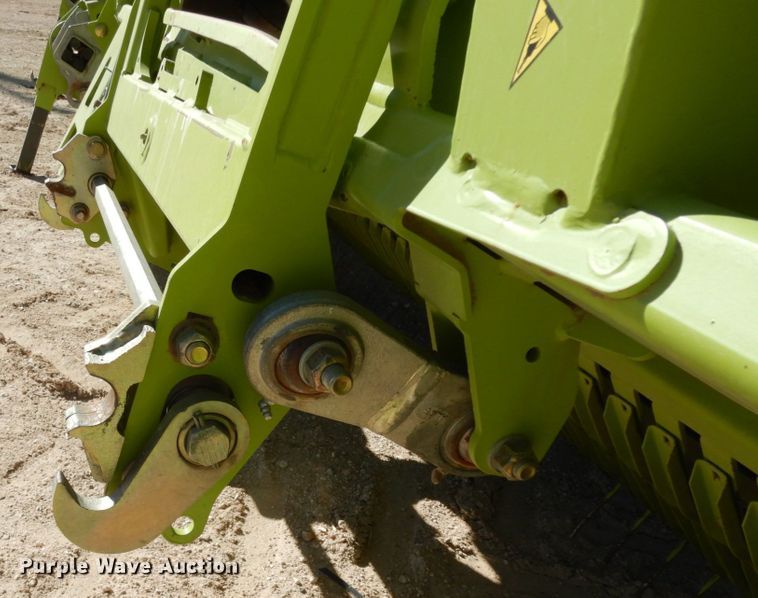 image for item DG1600 2015 Claas 380  pickup head